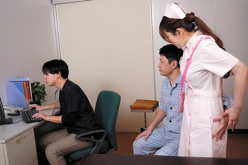 巨乳人妻护理师「波多野结衣」好寂寞!在医院偷情猛吃棒棒
